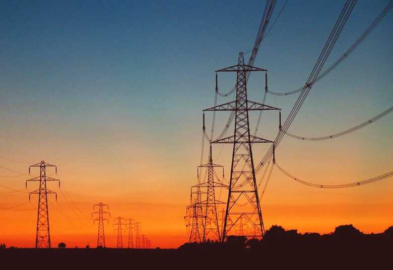 As instalações devem entrar em operação comercial no prazo de 36 a 60 meses a partir da data de assinatura dos contratos
