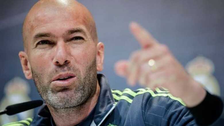 Técnico do Real Madrid, Zinedine Zidane, na entrevista prévia ao clássico contra o Barcelona