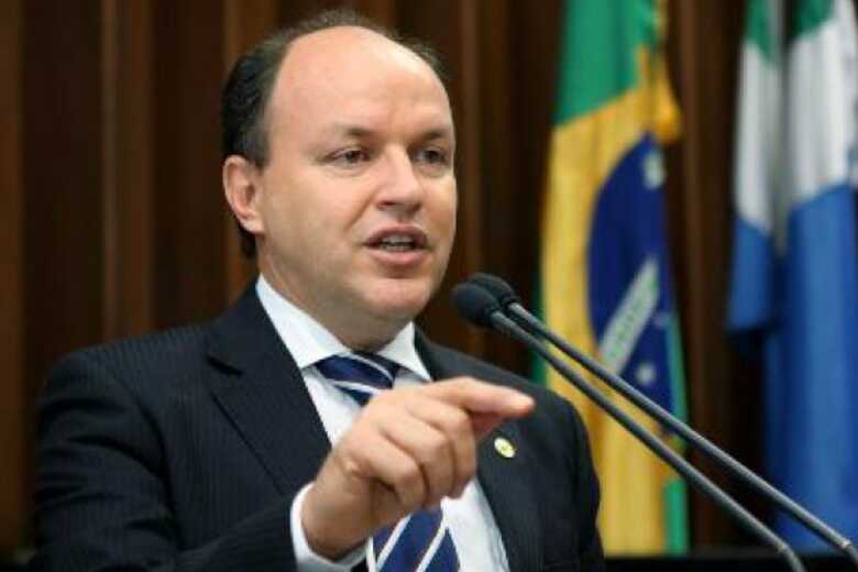 O presidente da Assembleia, Junior Mochi