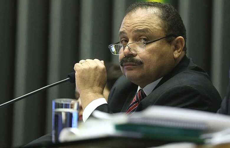 deputado diz haver irregularidades no processo