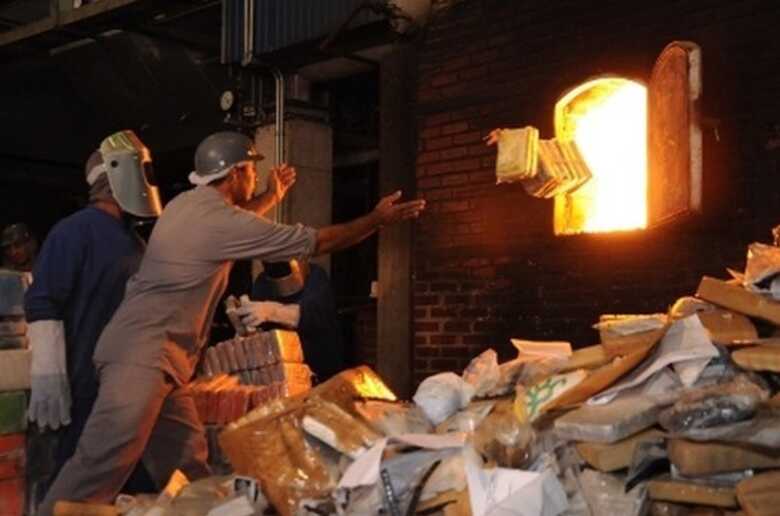 Droga que será incinerada foi apreendida em diversas operações contra o tráfico
