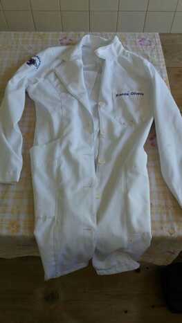 Homens vestiam jalecos e se apresentaram como enfermeiros