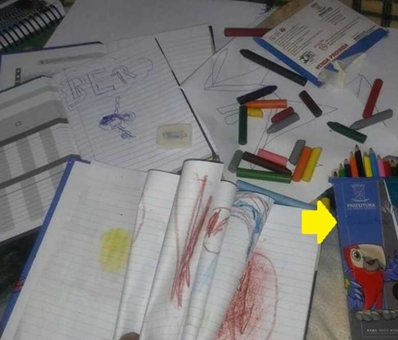 Material veio usado e com nome