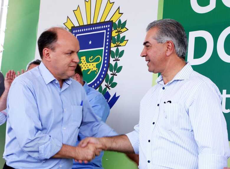 O presidente da Assembleia, Junior Mochi, e o governador Reinaldo Azambuja