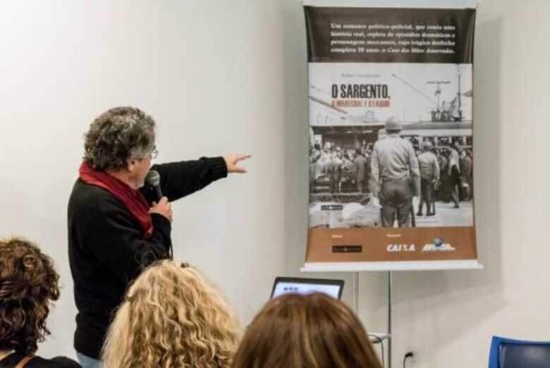 O escritor  Rafael Guimaraens contou detalhes sobre a história do sargento durante apresentação do livro