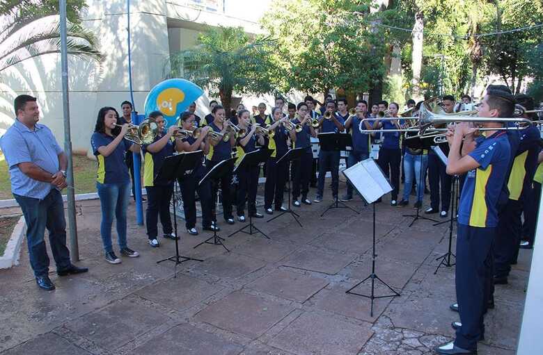 A Banda Municipal Ulisses Conceição abriu o projeto e foi prestigiada pelo público, de diversas idades.