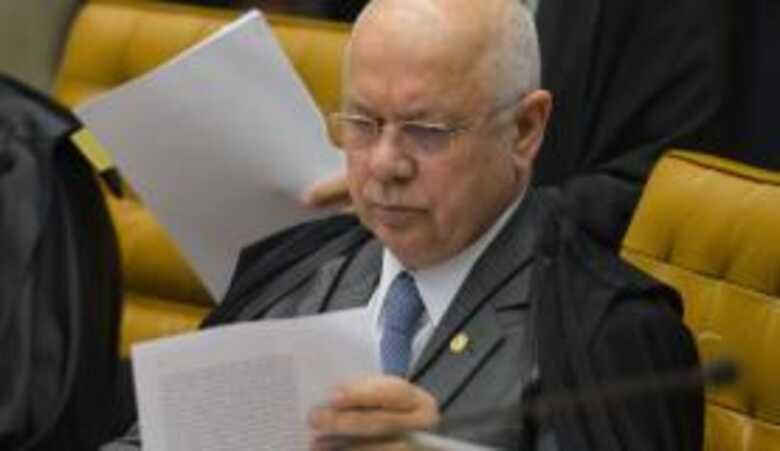 O ministro Teori Zavascki liberou para julgamento denúncia contra a senadora Gleisi Hoffmann e o ex-ministro Paulo Bernardo