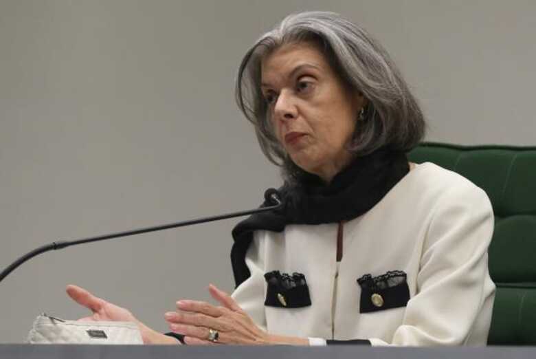 Brasília - Processos tratam de hora extra para mulheres, responsabilidade dos órgãos públicos sobre trabalhadores terceirizados e jornada de trabalho de bombeiros civis