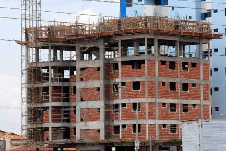 Custo da construção aumentou 0,37% em setembro contra 0,26% de agosto