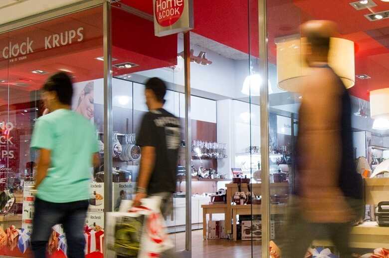 Uma das motivações do projeto é a possibilidade de contratação de trabalhadores para atuar aos domingos, atualmente o terceiro dia mais forte em vendas nos shopping centers