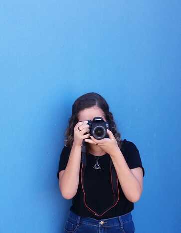 A fotógrafa Camila Vilar encontrou sua paixão dentro da universidade