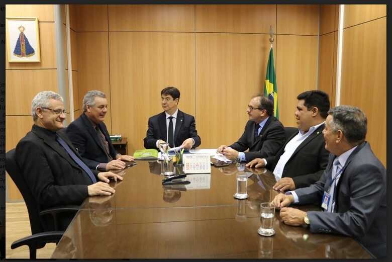 O prefeito eleito de Três Lagoas, Angelo Guerreiro, participou de reunião no Ministério do Desenvolvimento Social e Agrário