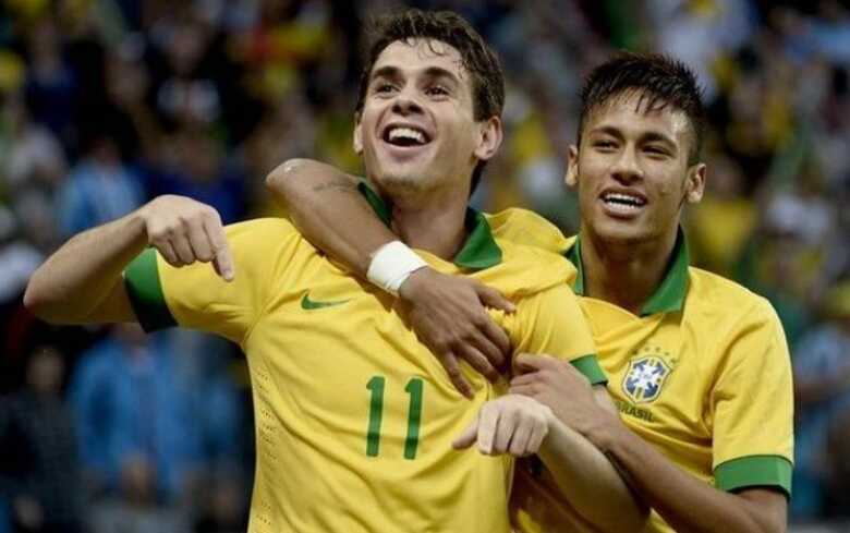 Terceiro jogador mais bem pago do mundo, ficou com Leonel Messi