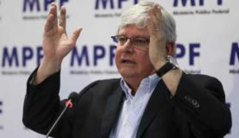 Na petição, Rodrigo Janot afirmou que a atividade política é muito nobre e deve ser preservada de pessoas envolvidas com “atos ilícitos"