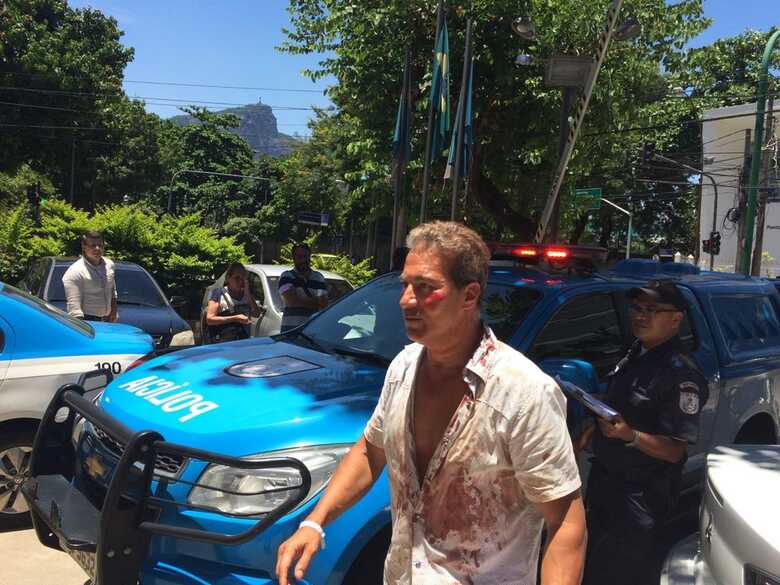 O turista americano, Joe Ianco foi preso por desacato