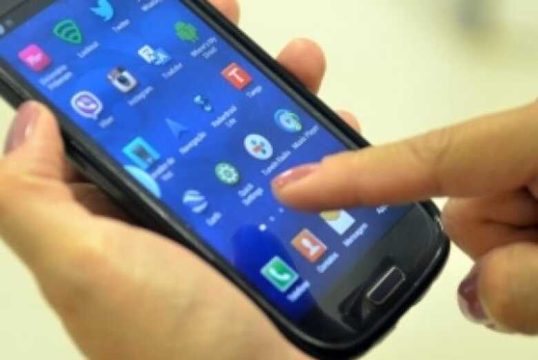 Muitos aplicativos para celular podem ser úteis para facilitar a vida dos foliões