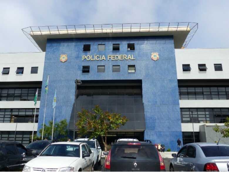 Sede da Polícia Federal em Curitiba concentra as investigações da Lava Jato