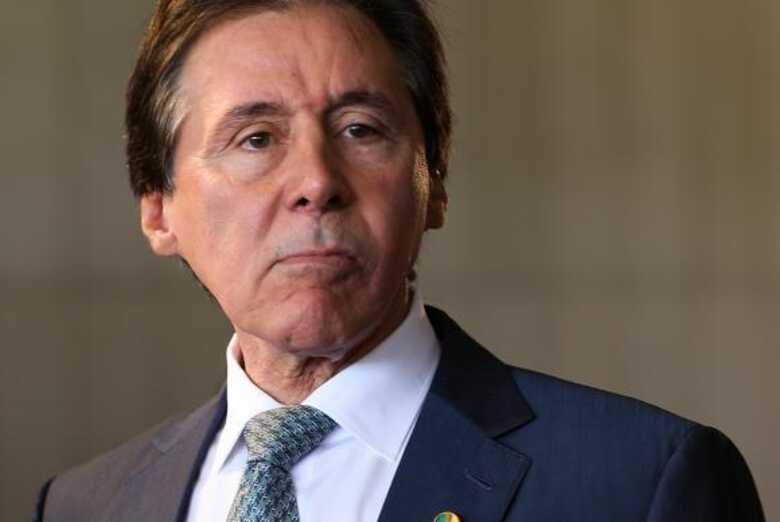 Eun&iacute;cio Oliveira disse que pode agilizar a vota&ccedil;&atilde;o dos projetos sobre terceiriza&ccedil;&atilde;o e propor altera&ccedil;&otilde;es