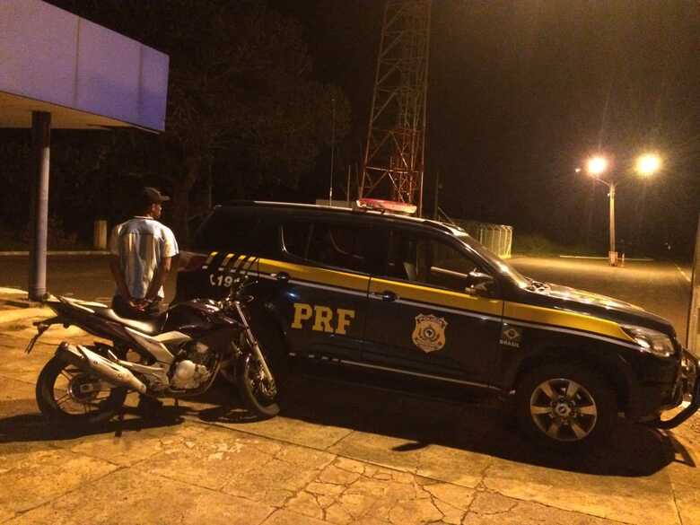 Motocicleta foi roubada no &uacute;ltimo s&aacute;bado (26), no bairro Tiradentes, em Campo Grande