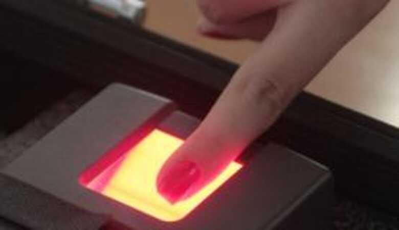 Segundo o TSE, para as elei&ccedil;&otilde;es de 2018, pelo menos 80 milh&otilde;es de pessoas aptas a votar devem estar registradas pelo sistema biom&eacute;trico