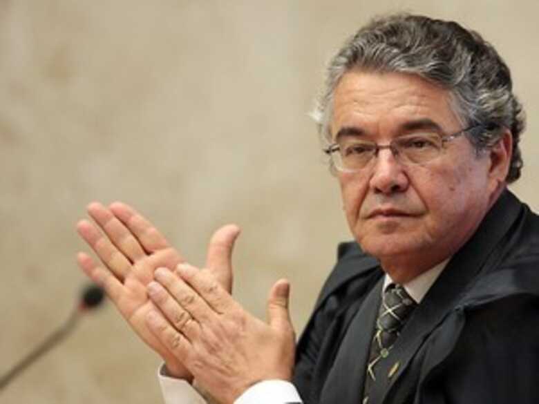 O ministro Marco Aurélio Mello, do Supremo Tribunal Federal (STF) disse estar “perplexo” com os indícios de que prestações de contas oficiais de campanha