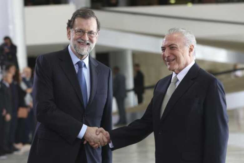 O presidente Michel Temer recebe o chefe do Governo da Espanha, Mariano Rajoy, em cerim&ocirc;nia de boas-vindas, no Pal&aacute;cio do Planalto