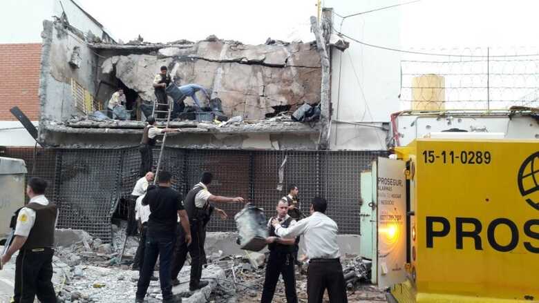 Quadrilha destruiu a transportadora Protege, no município paraguaio