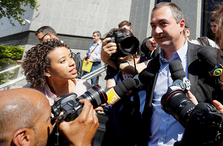 Joesley Batista deixando a sede da PF em São Paulo