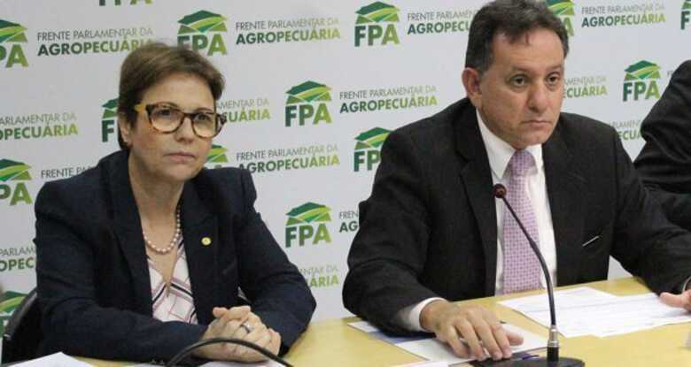 Tereza Cristina (MS) e presidente da FPA, Nilson Leitão