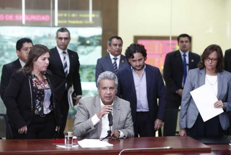 O presidente do Equador Lenín Moreno anunciou que os três membros de uma equipe do jornal El Comercio foram assassinados na fronteira com a Colômbia