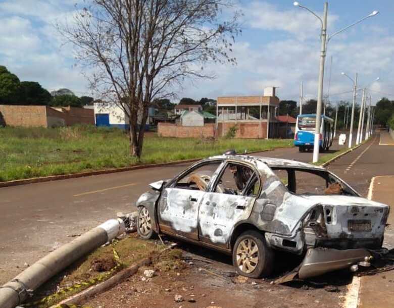 Os jovens tiveram apenas lesões causadas pelo impacto do acidente, sem ferimentos graves