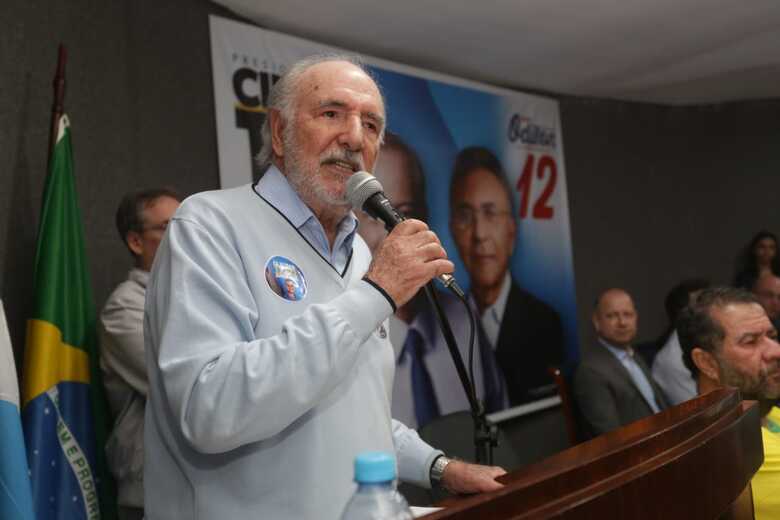 João Leite Schimidt esteve no encontro político dos candidatos em Campo Grande