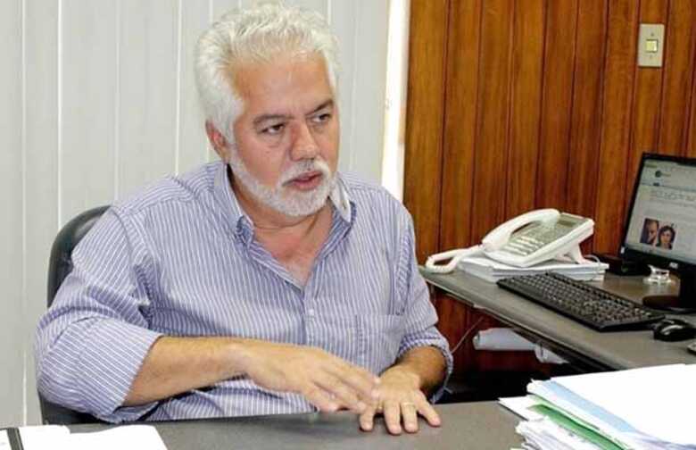 Ex-diretor da Sanesul, Semy Ferraz