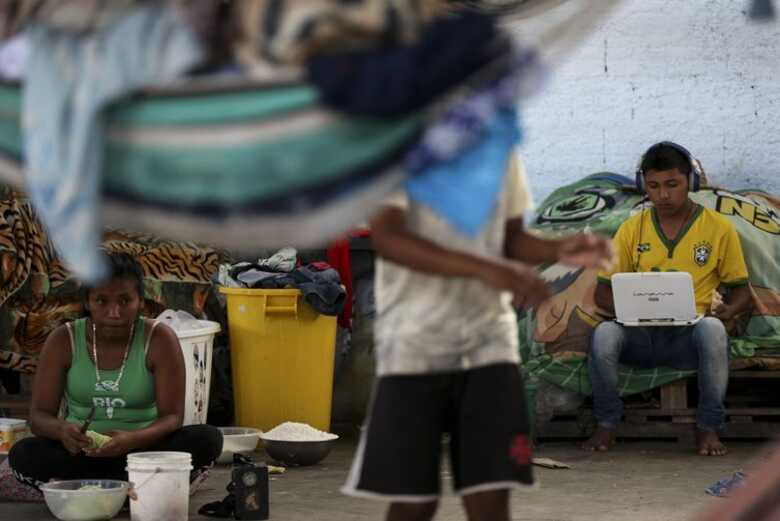 Os venezuelanos deverão ser acomodados em um abrigo no município pernambucano de Igarassu, que, segundo o governo federal, já recebeu 69 pessoas em situação semelhante