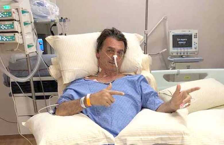 Bolsonaro teve um agravamento do quadro de saúde ao longo do dia na quarta-feira (12)