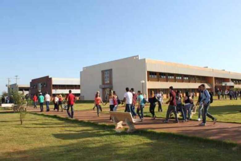 Universidade Federal da Grande Dourados (UFGD)