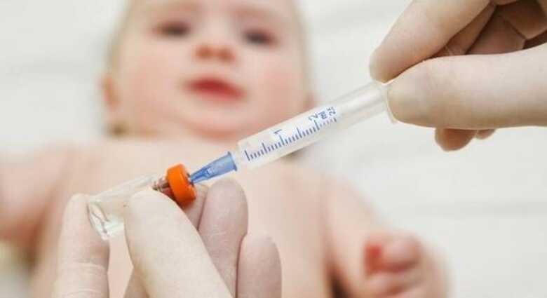 Entre as vacinas com menor cobertura até o momento estão a primeira dose da tetra viral, que protege contra sarampo, caxumba, rubéola e varicela, com 53,5%