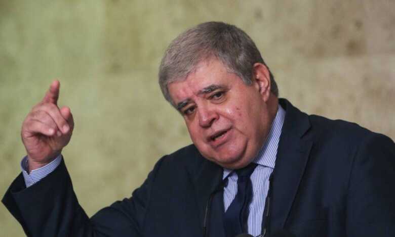 “Com o recurso da Itaipu, a emenda será destinada para o DENIT para melhorias”, informou o ministro