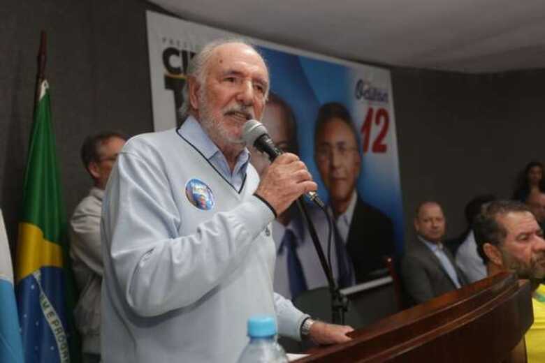 João Leite Schimidt foi demitido pelo juiz Odilon sob a alegação de precisar de alguém disponível 24 horas