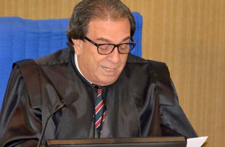O novo presidente do Tribunal de Contas de MS, conselheiro Iran Coelho das Neves