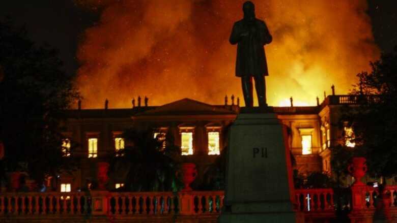 Museu Nacional pegou fogo há um mês