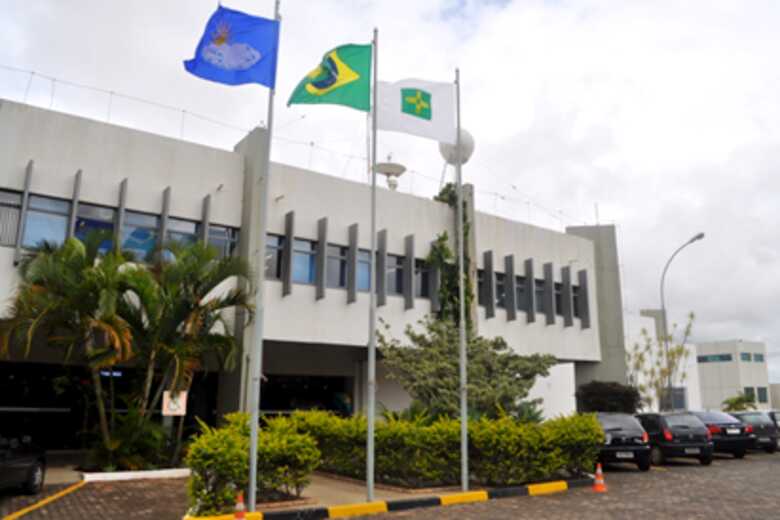 Ao longo de sua trajetória, o instituto passou por diferentes denominações antes de tornar-se Instituto Nacional de Meteorologia