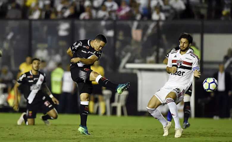 Vasco vence o São Paulo por 2 a 0