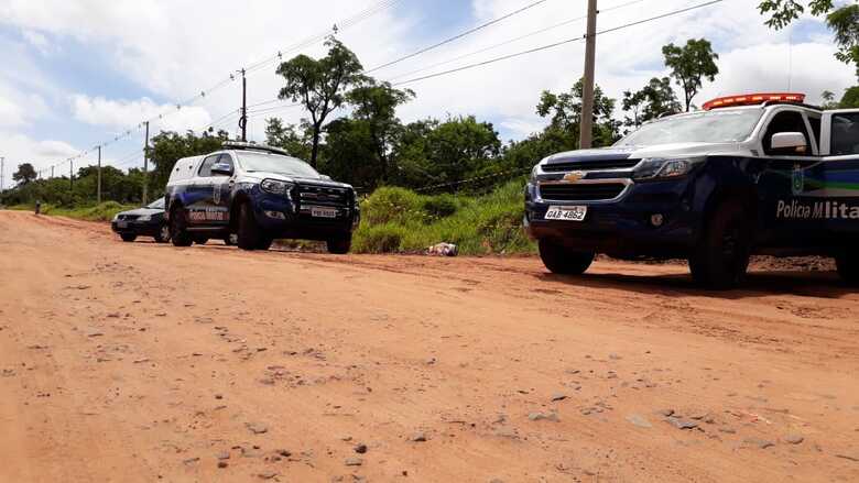 O corpo foi desovado em uma estrada nas proximidades da Uniderp Agrárias, em Campo Grande