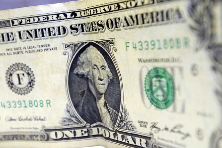 Dólar está cotato a R$ 3,8751 para venda comercial
