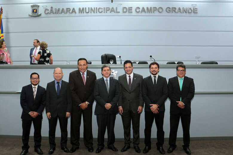A Mesa Diretora é composta por Papy, Gilmar da Cruz, Carlão, Prof. João Rocha, Cazuza,Eduardo Romero e Ademir Santana