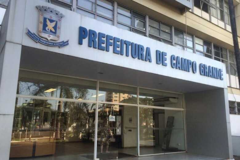 O profissional designado para a função de auxiliar pedagógico especializado oferecerá apoio pedagógico especializado