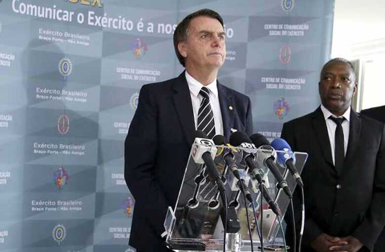 Presidente eleito, Jair Bolsonaro: "prioridade é fixar a idade mínima"