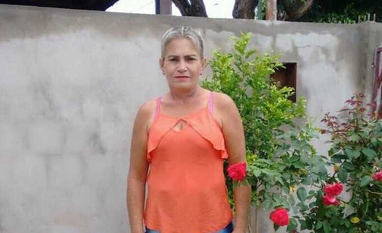 Sirlene Oliveira tinha 51 anos e morava com o esposo e o neto na casa onde foi morta