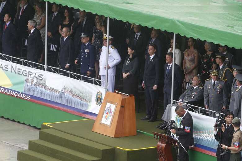 Bolsonaro esteve na cerimônia de formatura dos oficiais combatentes das Agulhas Negras (AMAN), em Resende, no sul fluminense